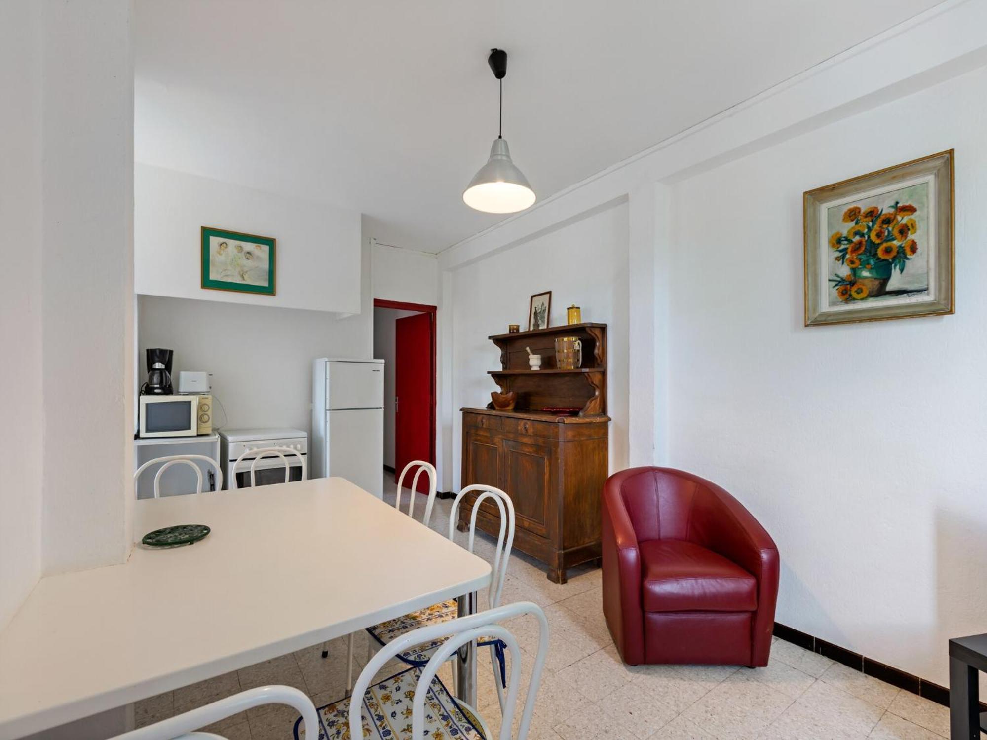 Apartment With Pool Amid Vineyards And Near The Beach Mèze Esterno foto