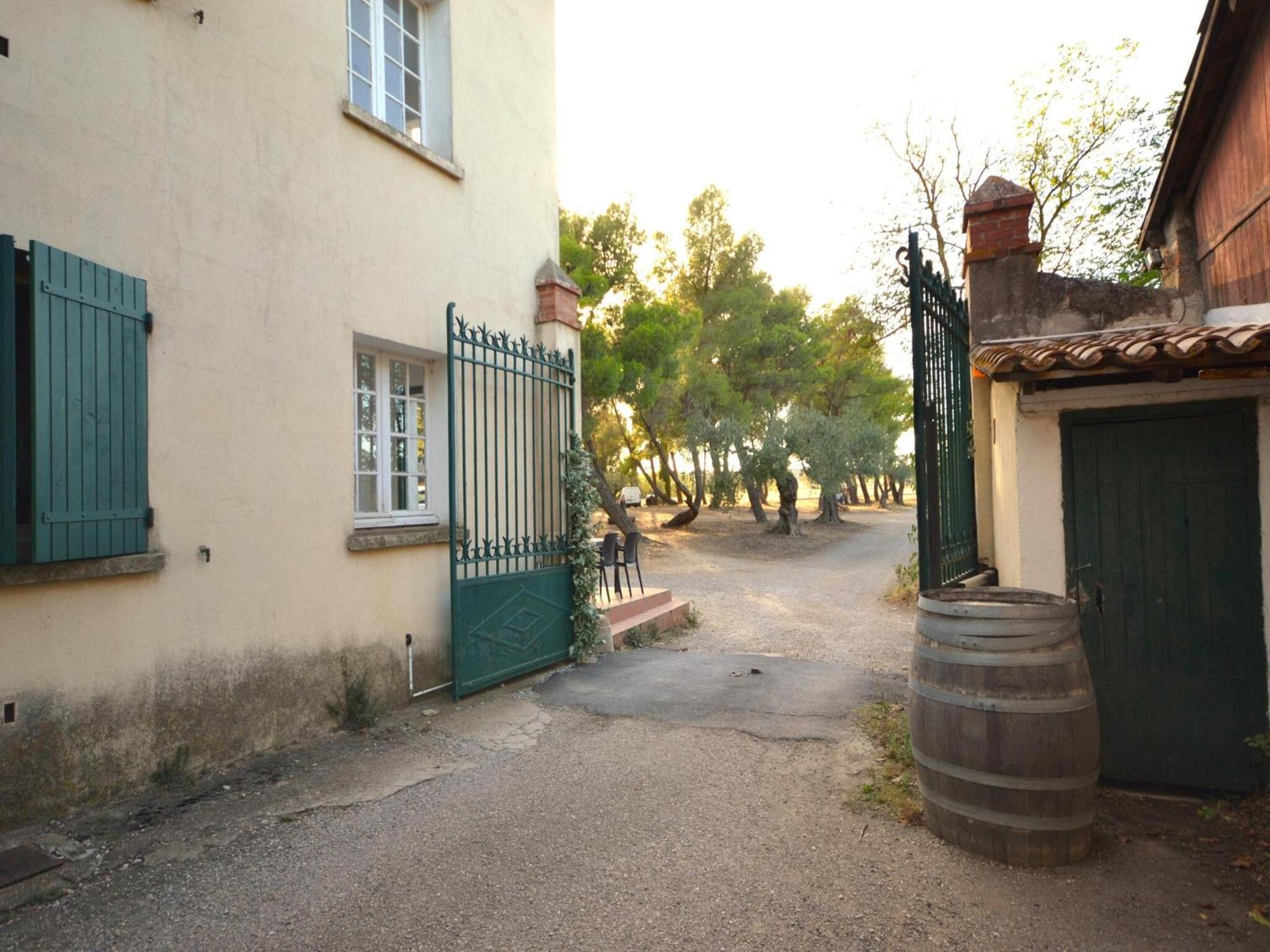 Apartment With Pool Amid Vineyards And Near The Beach Mèze Esterno foto