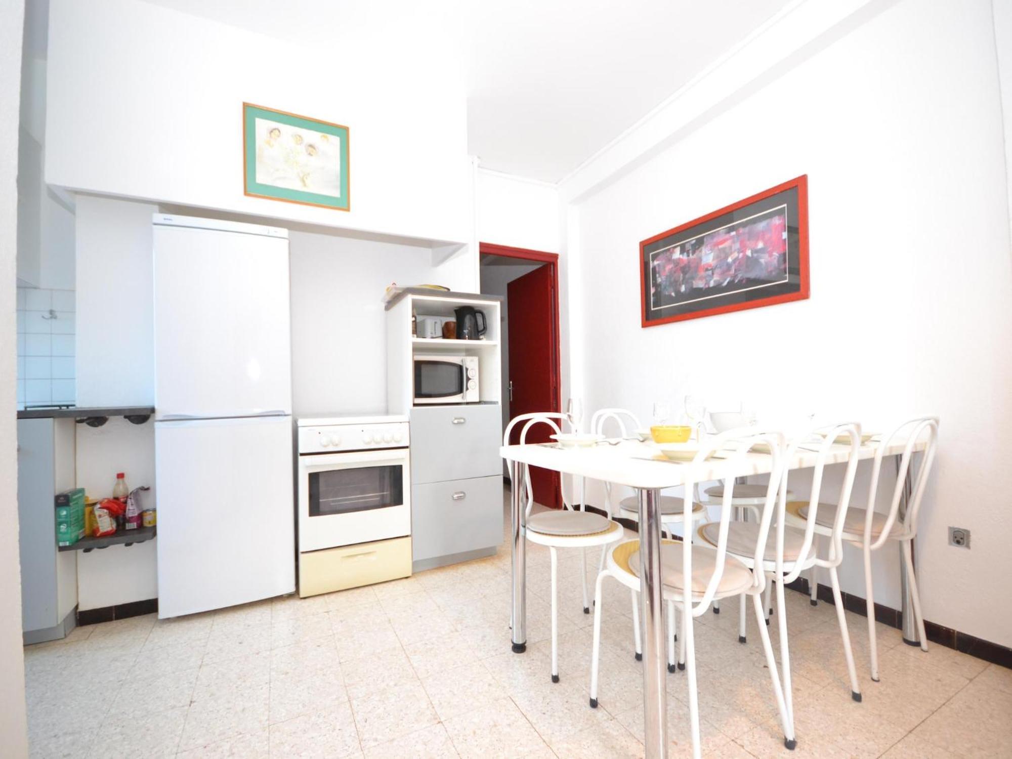Apartment With Pool Amid Vineyards And Near The Beach Mèze Esterno foto